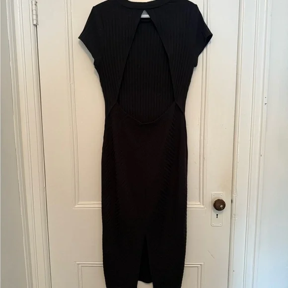Backless Ribbed Knit Dress - Picture 2 of 4